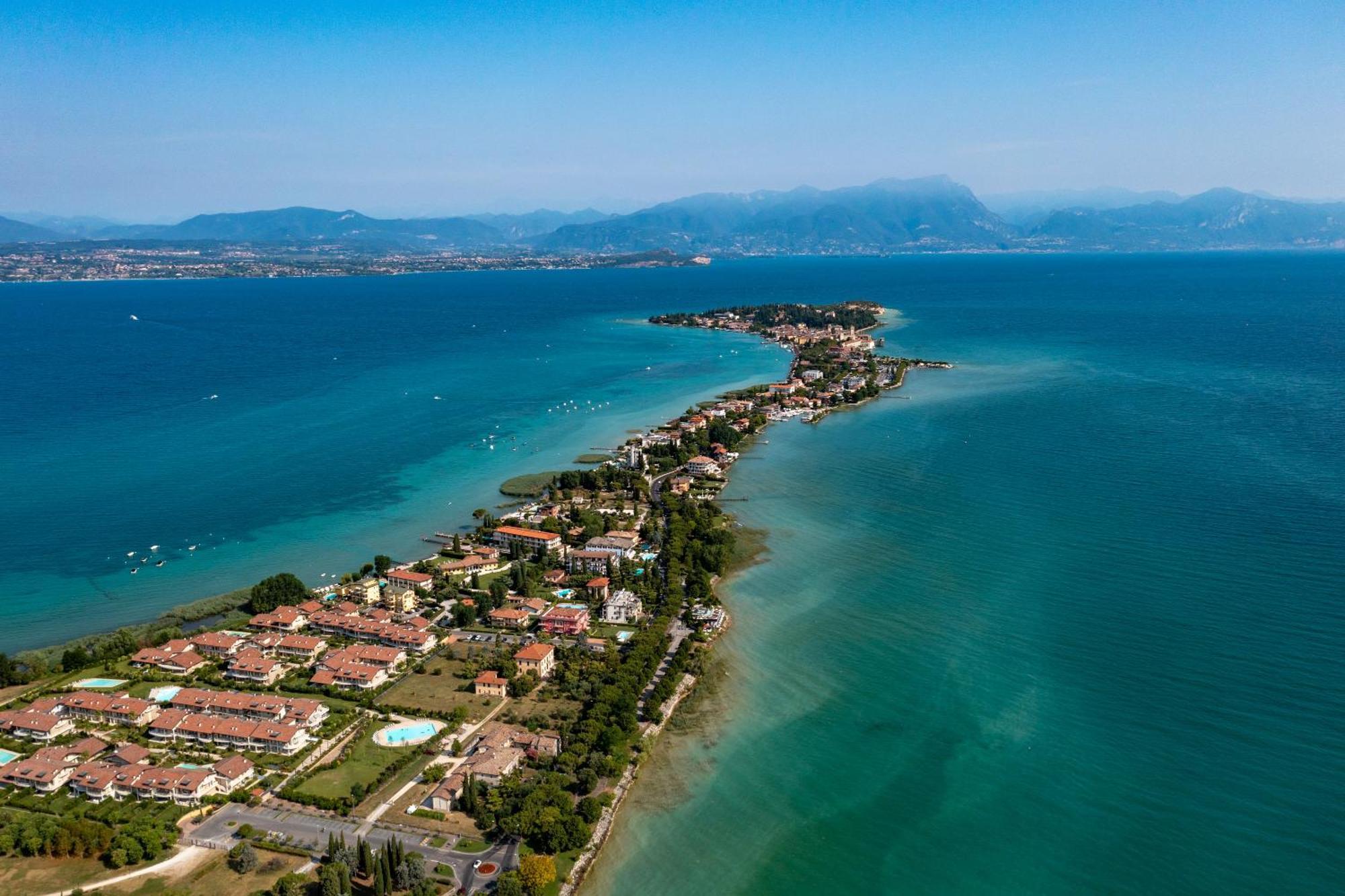 Hotel Mavino Sirmione Exteriör bild